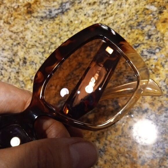 Freyrs Tribeca Square Women's Brown Oversized Square Sunglasses Tortoise 94-2 - Picture 10 of 12